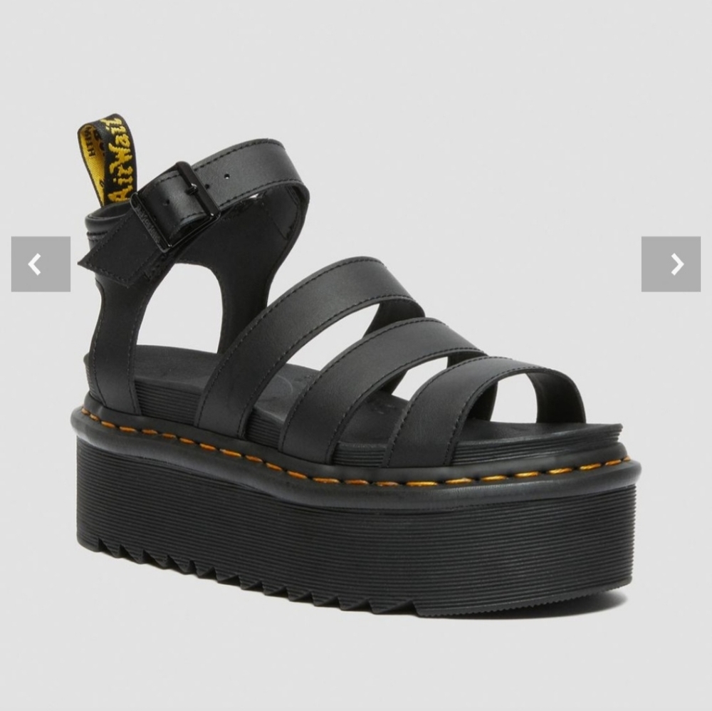 Doc Martens Blaire Platform Sandals 🖤 *BRAND NEW & NEVER WORN*